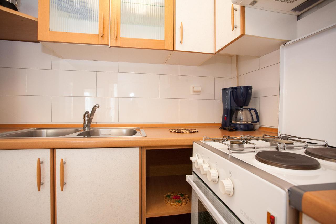 Apartment Smiljana Кърк Екстериор снимка